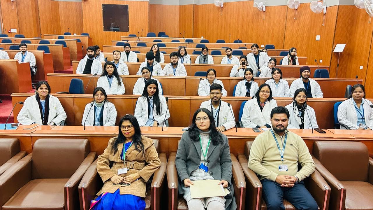 Academic Visit to Pharmacopoeia Commission of Indian Medicine & Homoeopathy (PCIM&H), Ghaziabad - Image 4