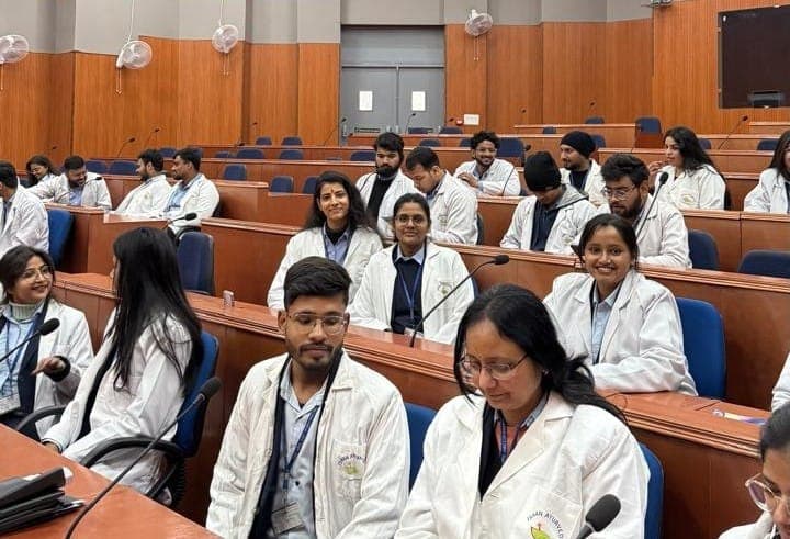 Academic Visit to Pharmacopoeia Commission of Indian Medicine & Homoeopathy (PCIM&H), Ghaziabad - Photo 8