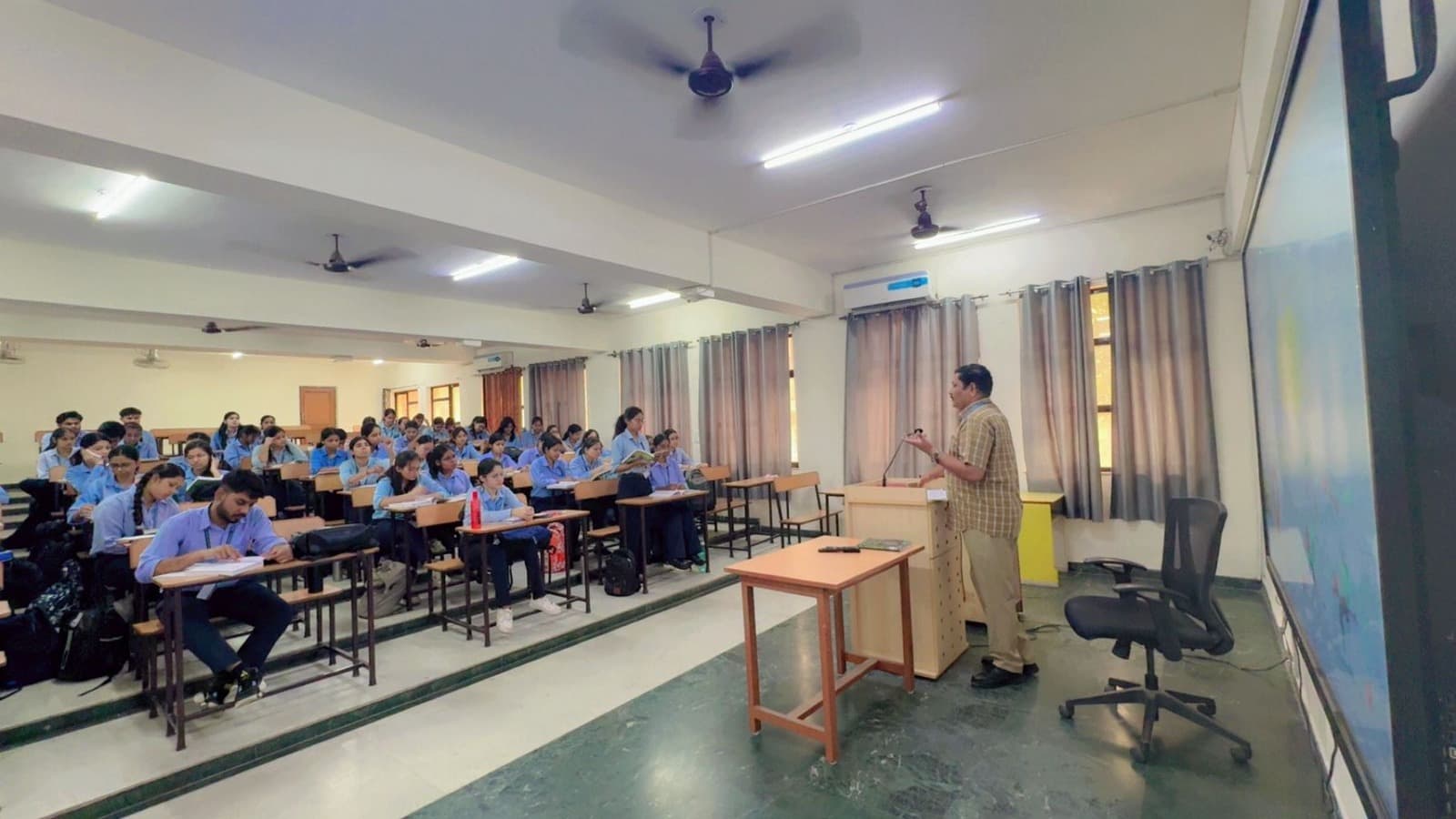 Department of Samhita, Siddhant Evam Sanskrit