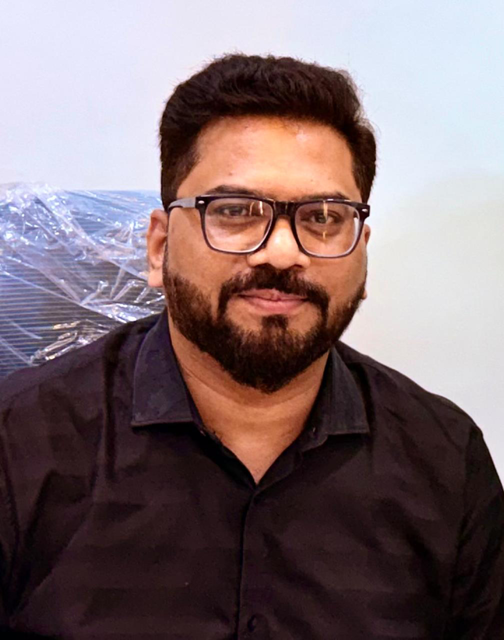 Dr Khamakar Nilesh Haribhau